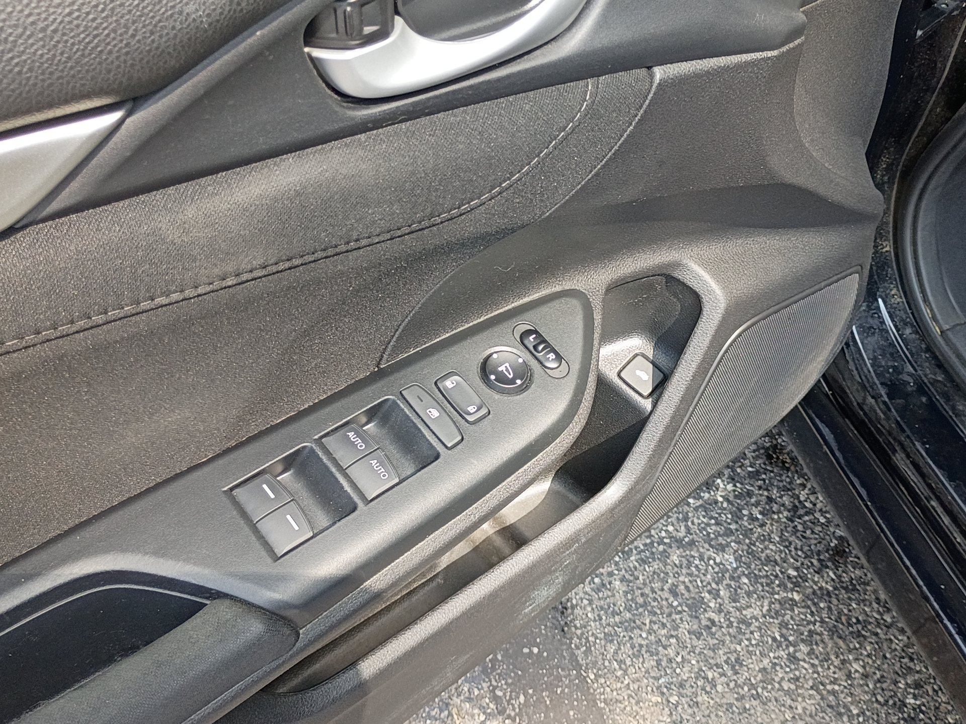Used 2017 Honda Civic EX-T image 15