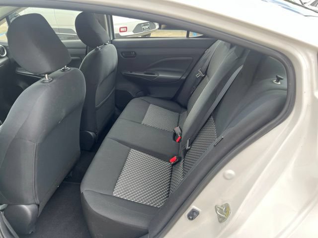 Used 2020 Nissan Versa S FWD image 12