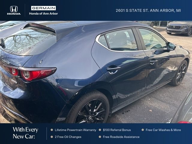 Used 2024 MAZDA MAZDA3 s image 9