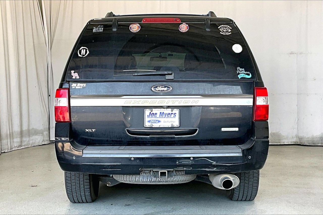 Used 2016 Ford Expedition XLT RWD image 4