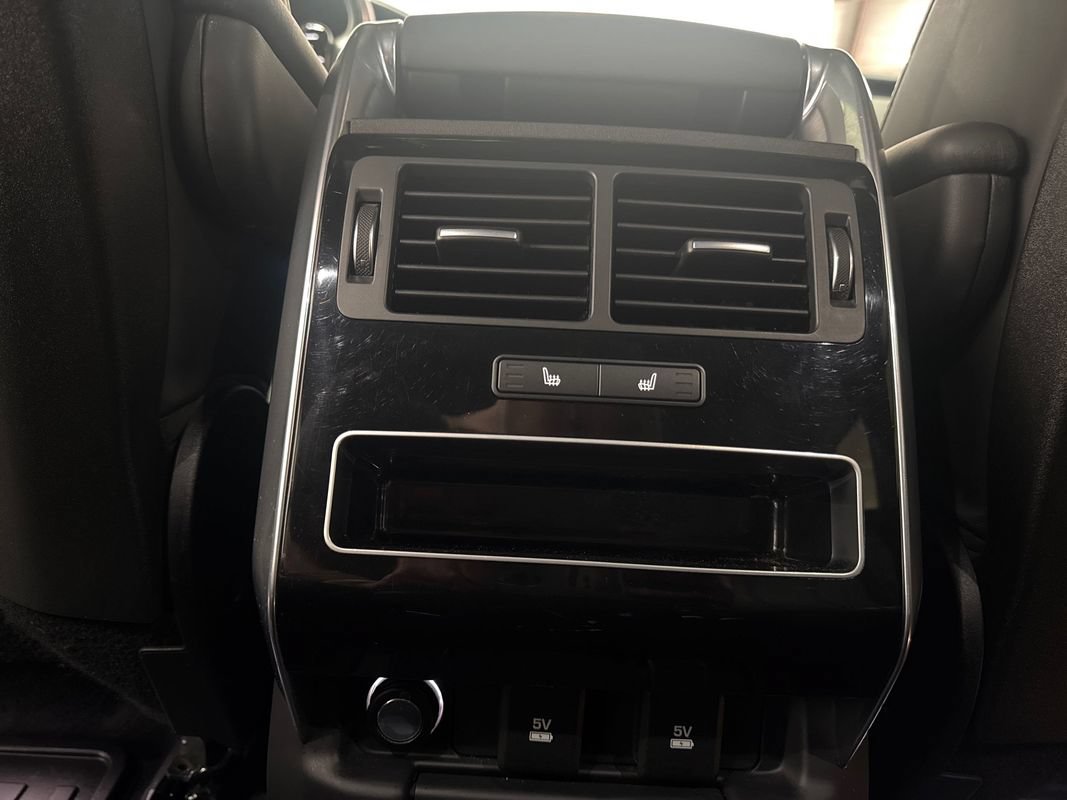 Used 2018 Land Rover Range Rover Sport Supercharged AWD/4WD image 19