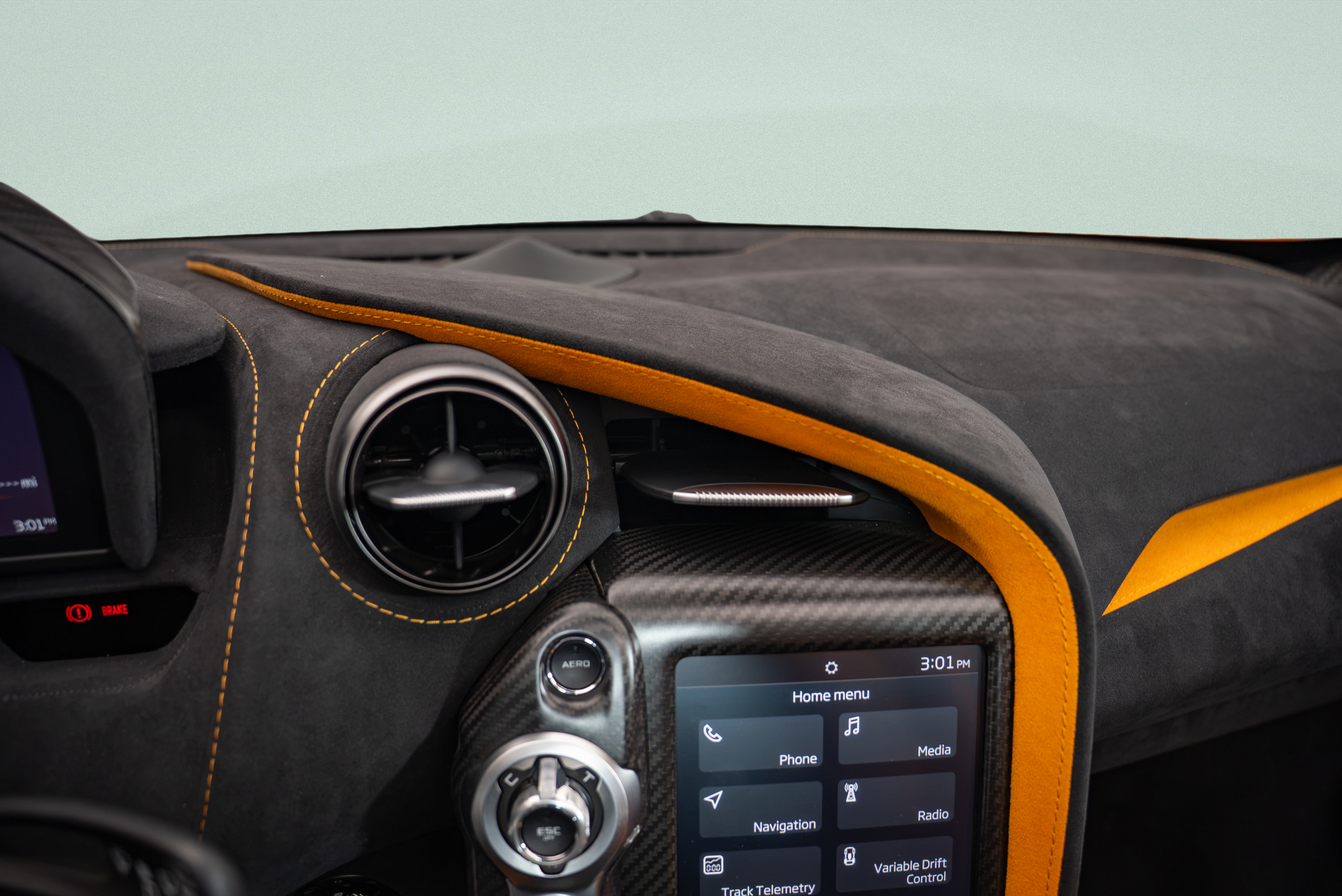 Used 2022 McLaren 765LT RWD image 19