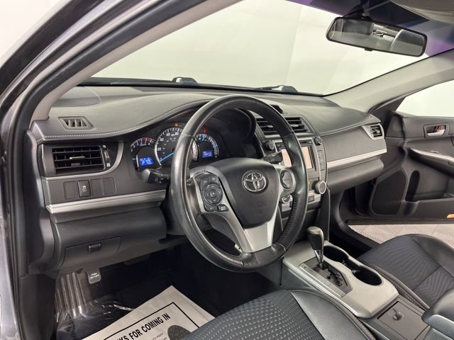 Used 2012 Toyota Camry SE image 19