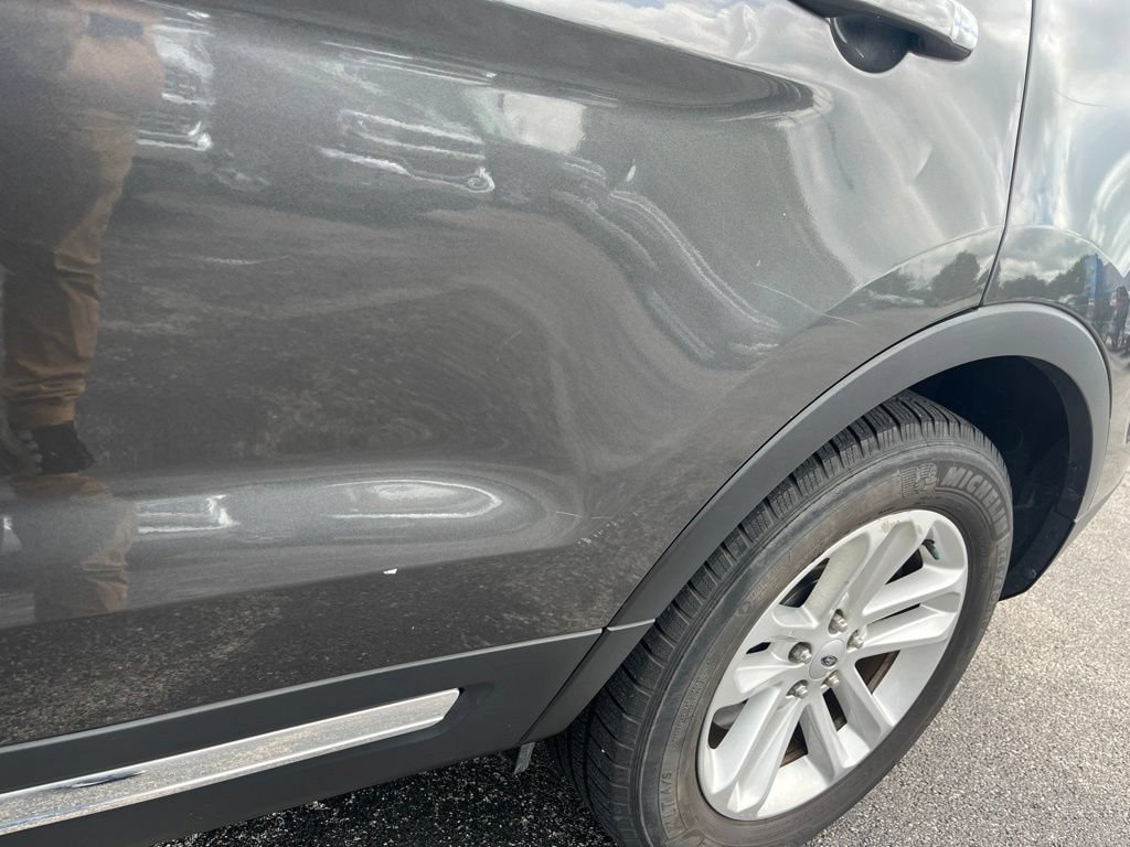 Used 2017 Ford Explorer XLT FWD image 19
