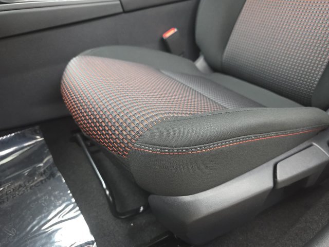 New 2027 Nissan Sentra SR w/ SR All Weather Package FWD image 30