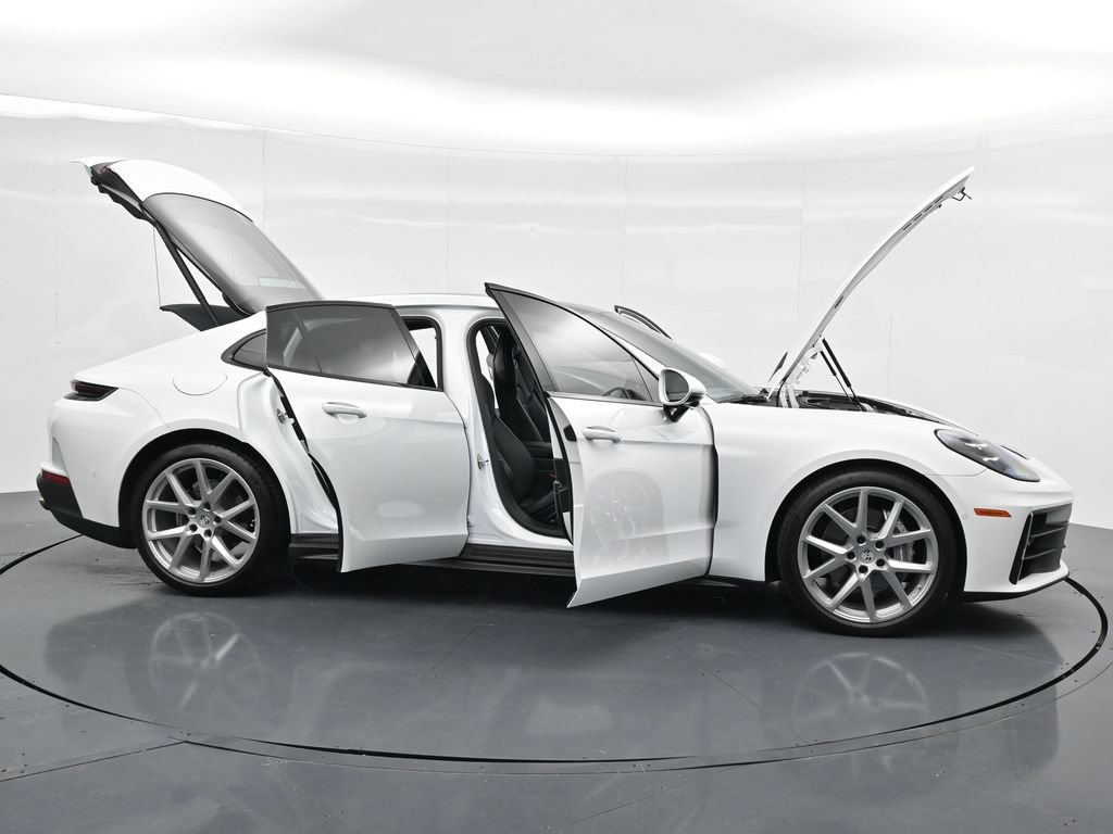 Certified 2024 Porsche Panamera 4 AWD/4WD image 23