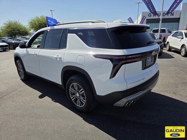 Used 2025 Chevrolet Traverse LT AWD/4WD image 5