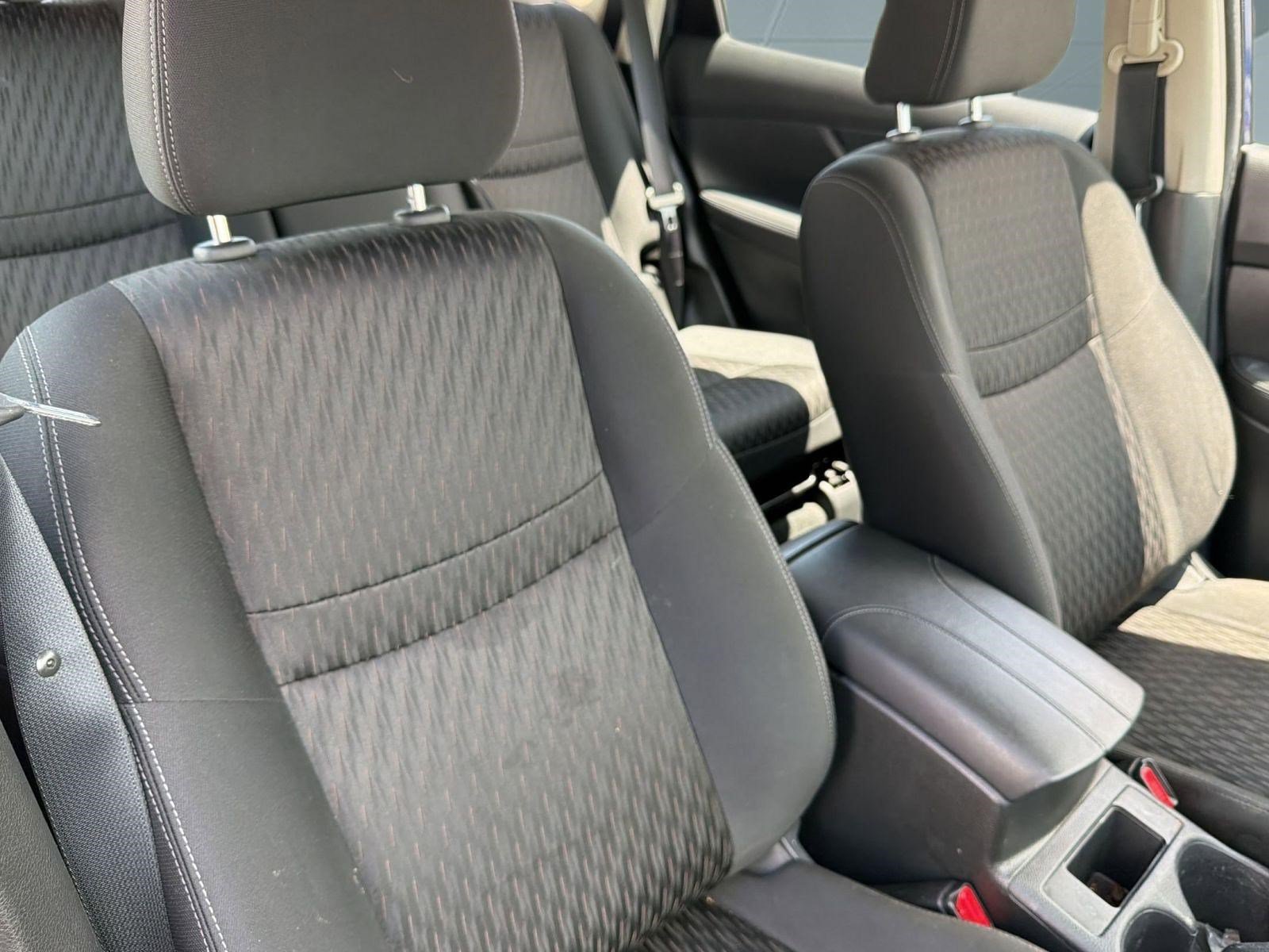 Used 2019 Nissan Rogue S AWD/4WD image 23