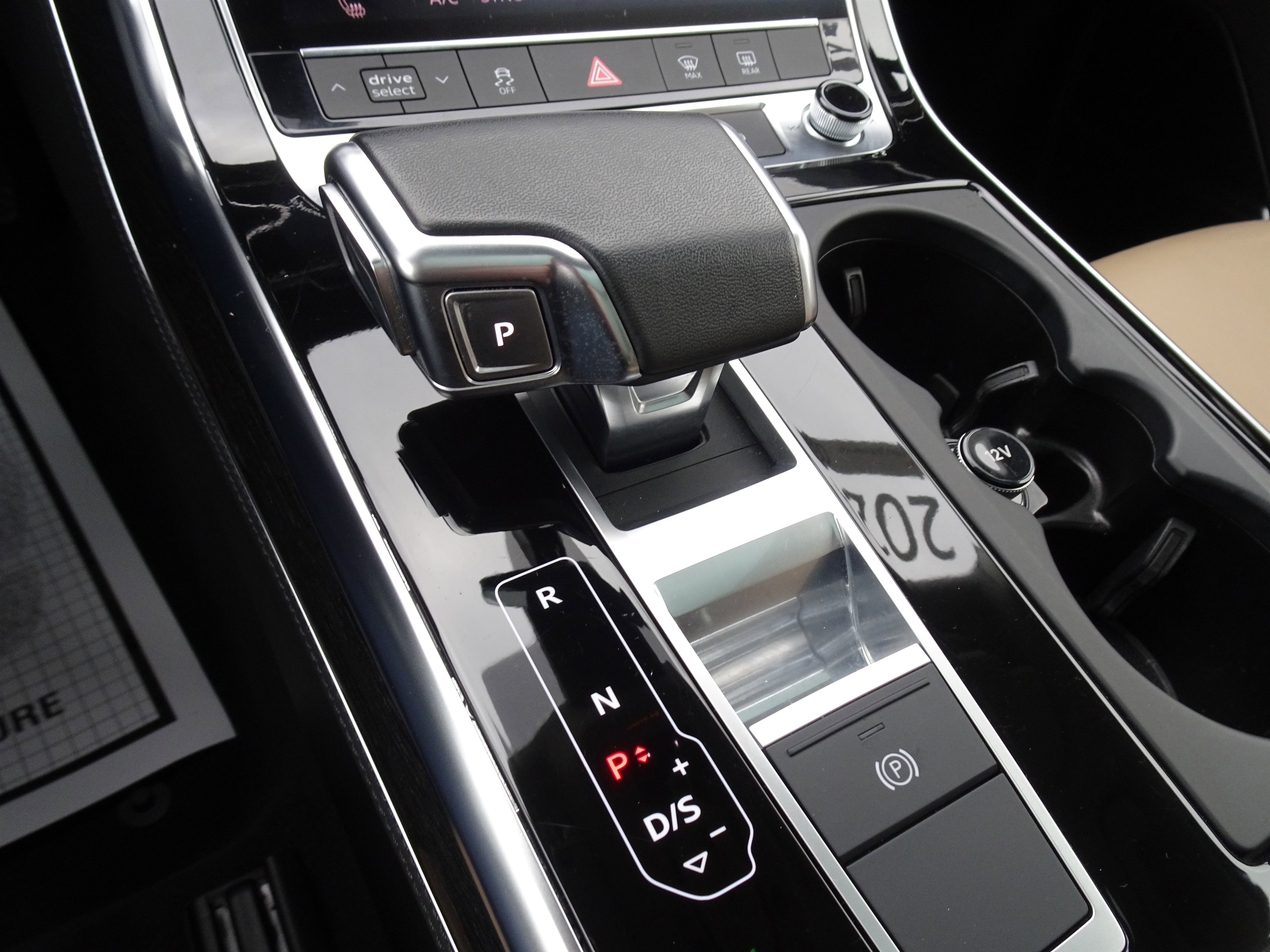 Certified 2024 Audi Q7 Premium Plus image 13