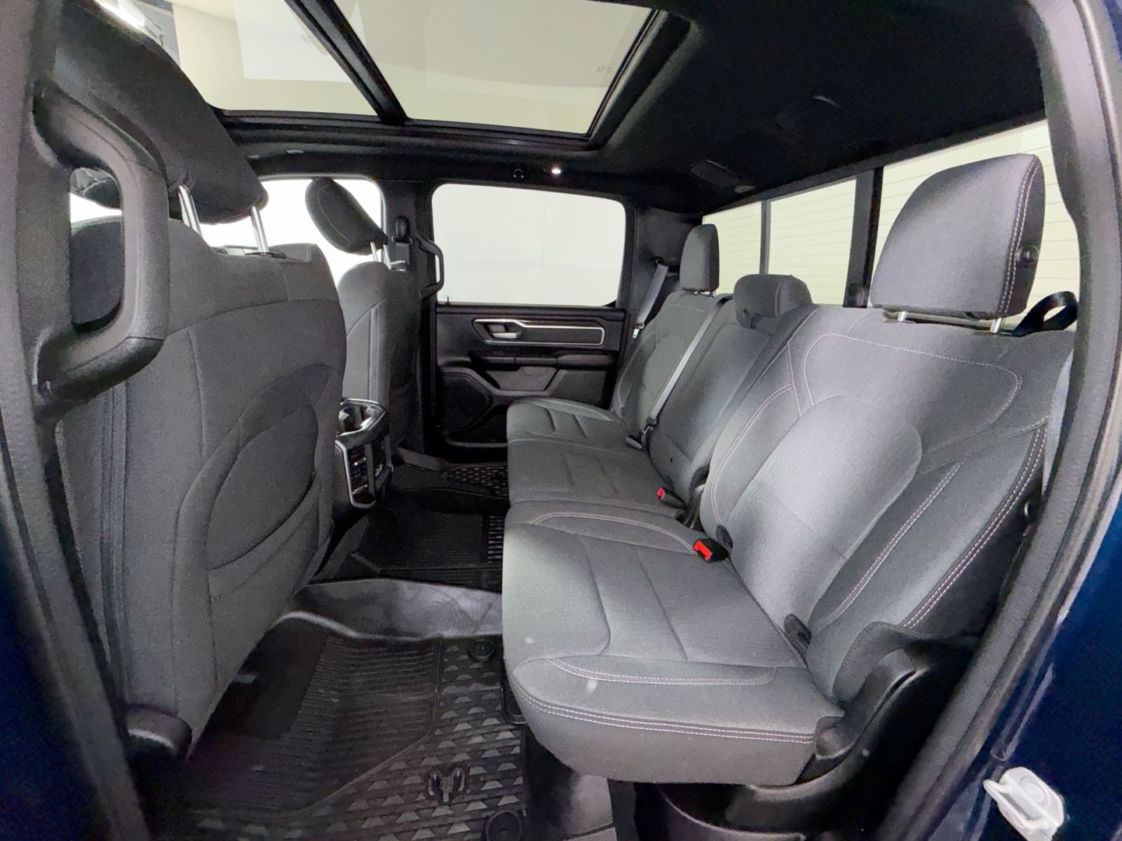 Used 2023 RAM 1500 Big Horn AWD/4WD image 24