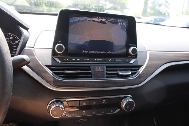 Used 2023 Nissan Altima 2.5 SV FWD image 13