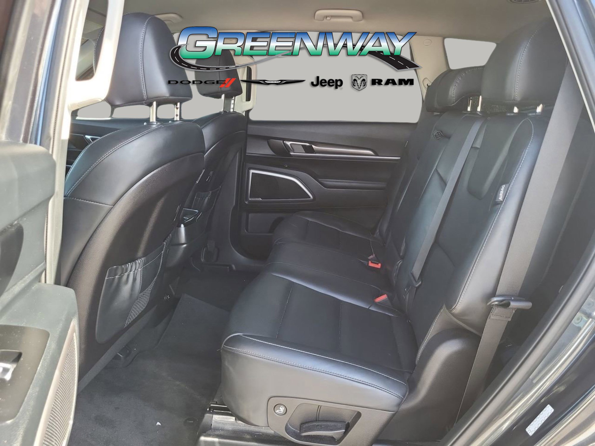 Used 2024 Kia Telluride LX image 14