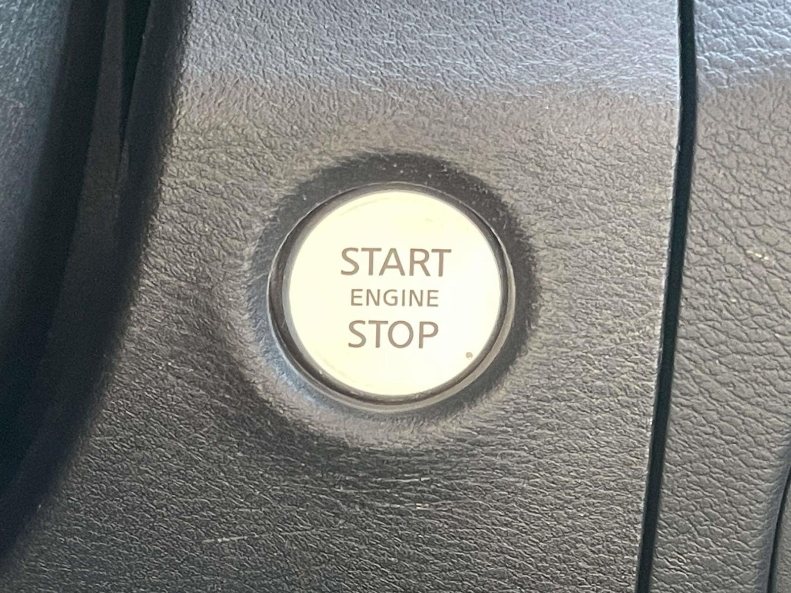 Used 2022 Nissan Frontier SV AWD/4WD image 24