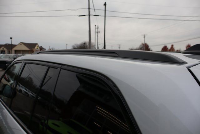 New 2025 Jeep Grand Cherokee Altitude image 25