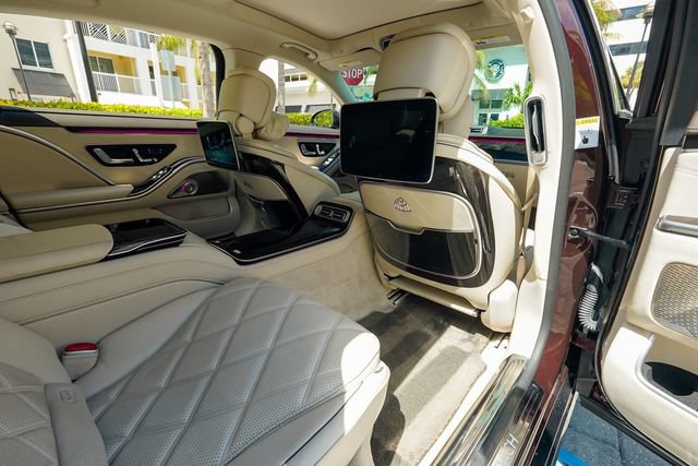 Used 2023 Mercedes-Benz Maybach S 580 4MATIC image 95