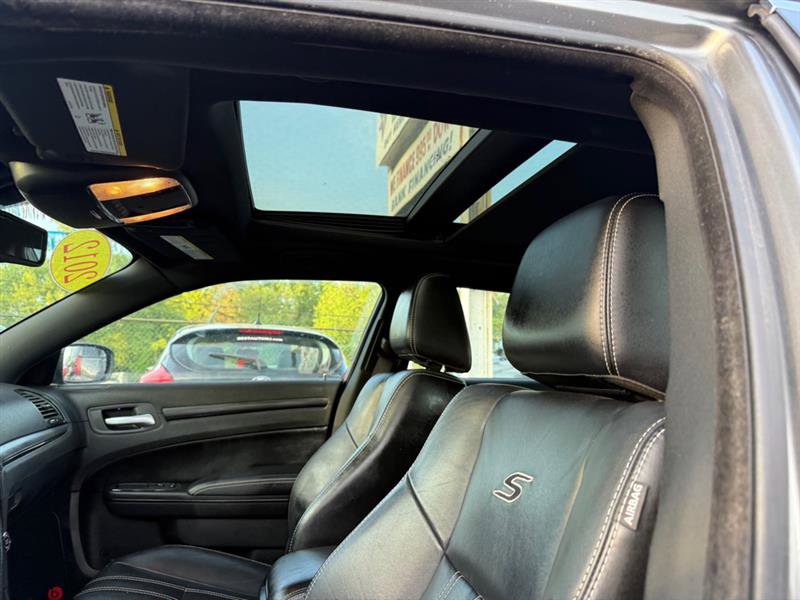 Used 2012 Chrysler 300 S w/ Luxury Group image 21