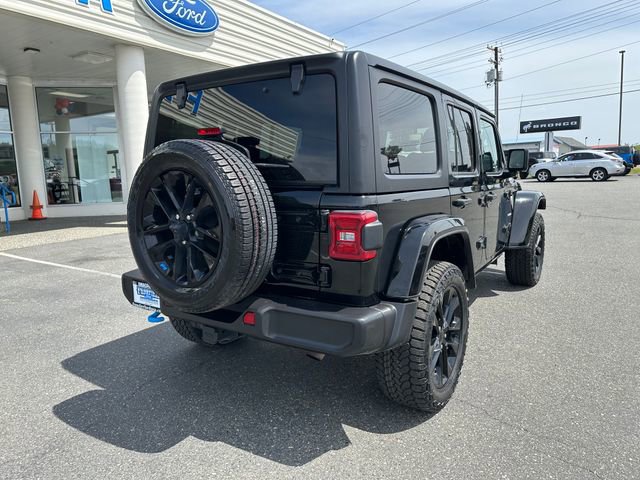 Used 2023 Jeep Wrangler Unlimited Sahara image 8