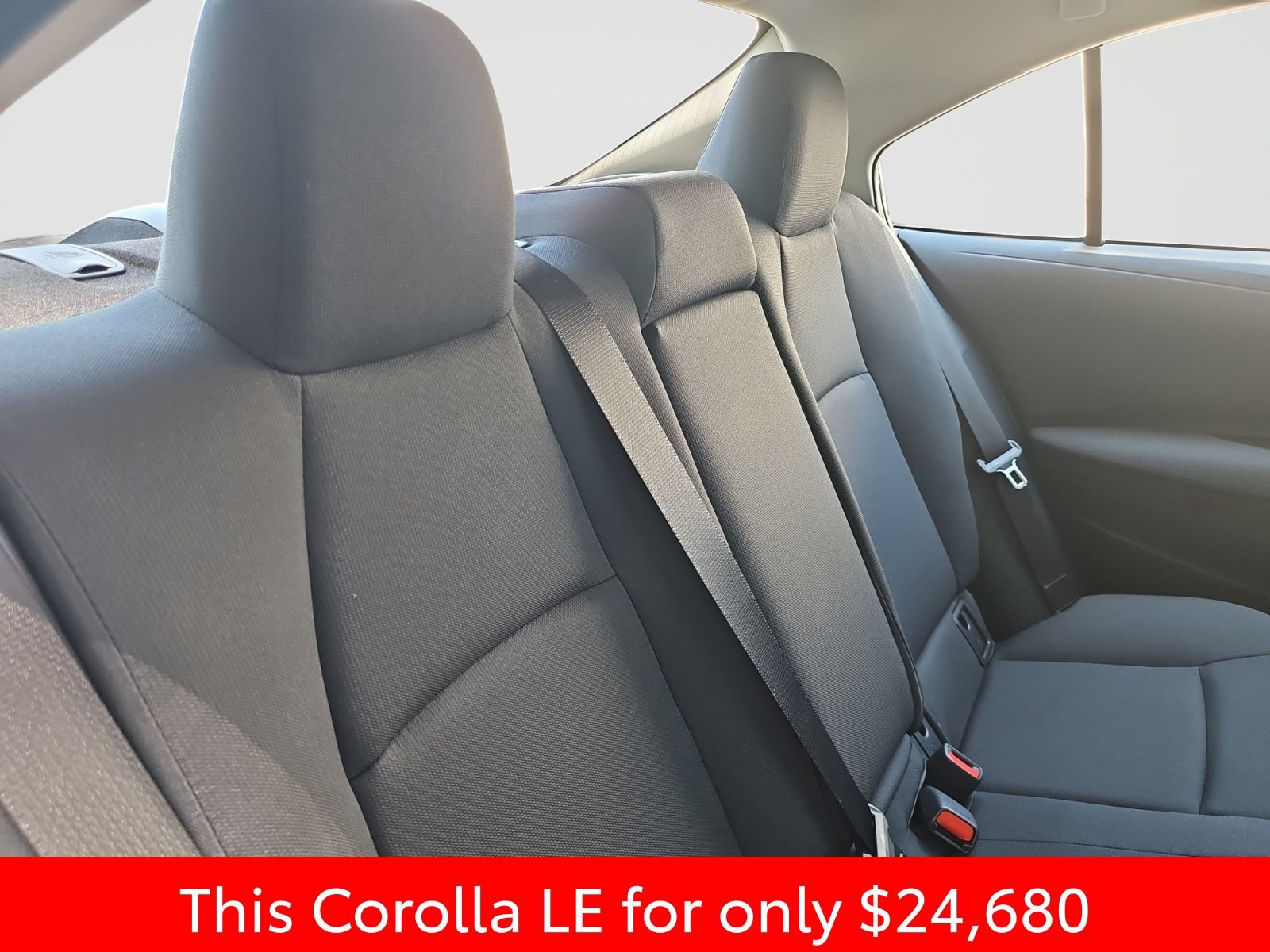 Used 2026 Toyota Corolla LE FWD image 45