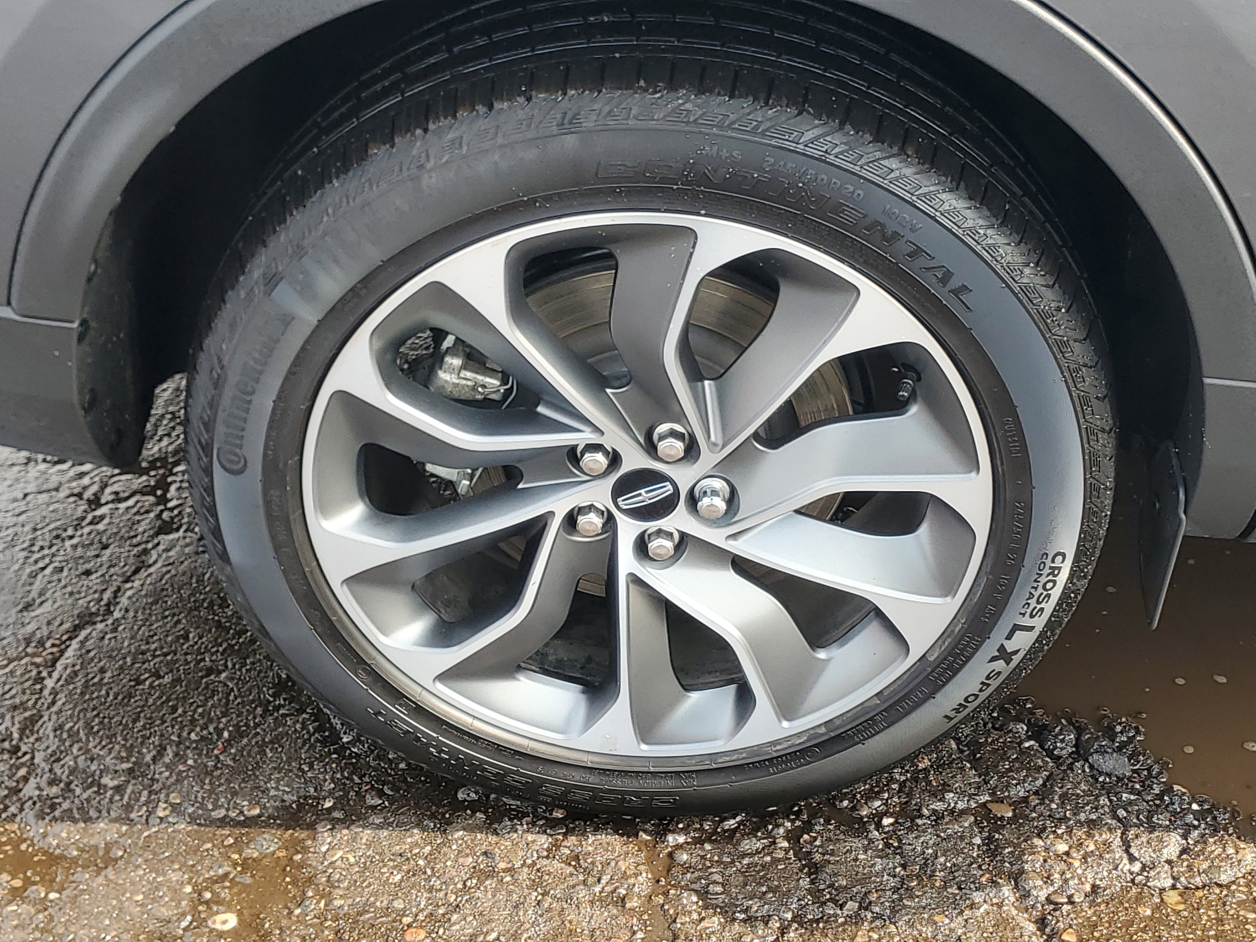 Certified 2023 Lincoln Nautilus Reserve w/ Equipment Group 201A image 7