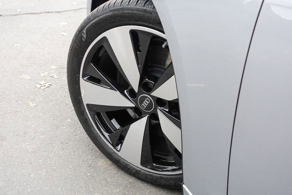 Used 2025 Audi A5 2.0T Premium Plus w/ Premium Plus image 12