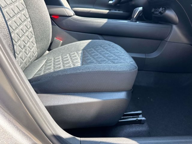 New 2027 Nissan Kicks SV AWD/4WD image 13