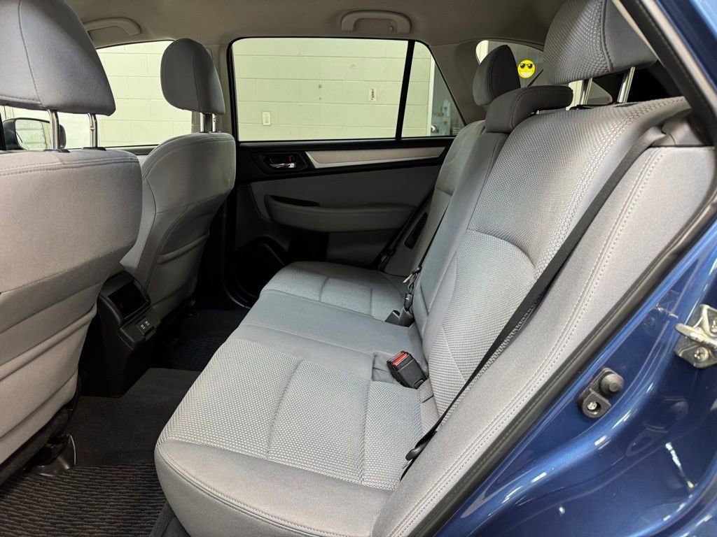 Used 2019 Subaru Outback 2.5i Premium AWD/4WD image 17