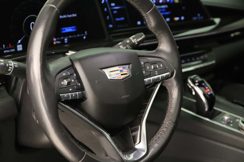 Used 2022 Cadillac Escalade Sport w/ LPO, ONYX Package AWD/4WD image 16