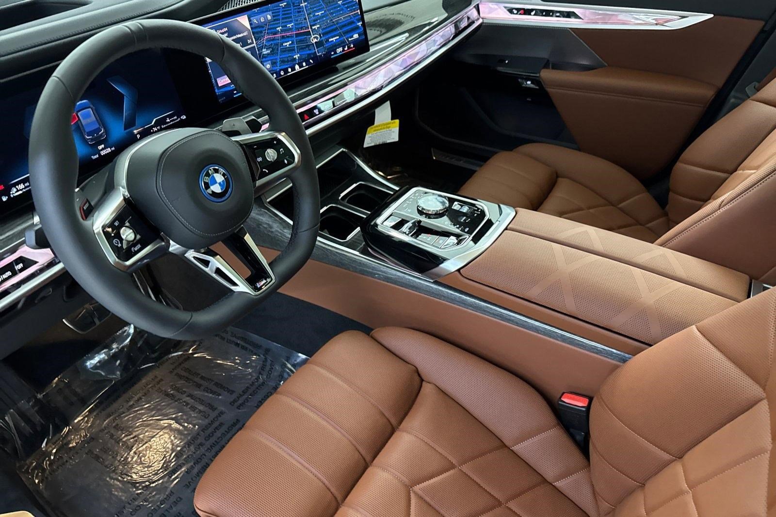 New 2026 BMW 750e xDrive AWD/4WD image 4