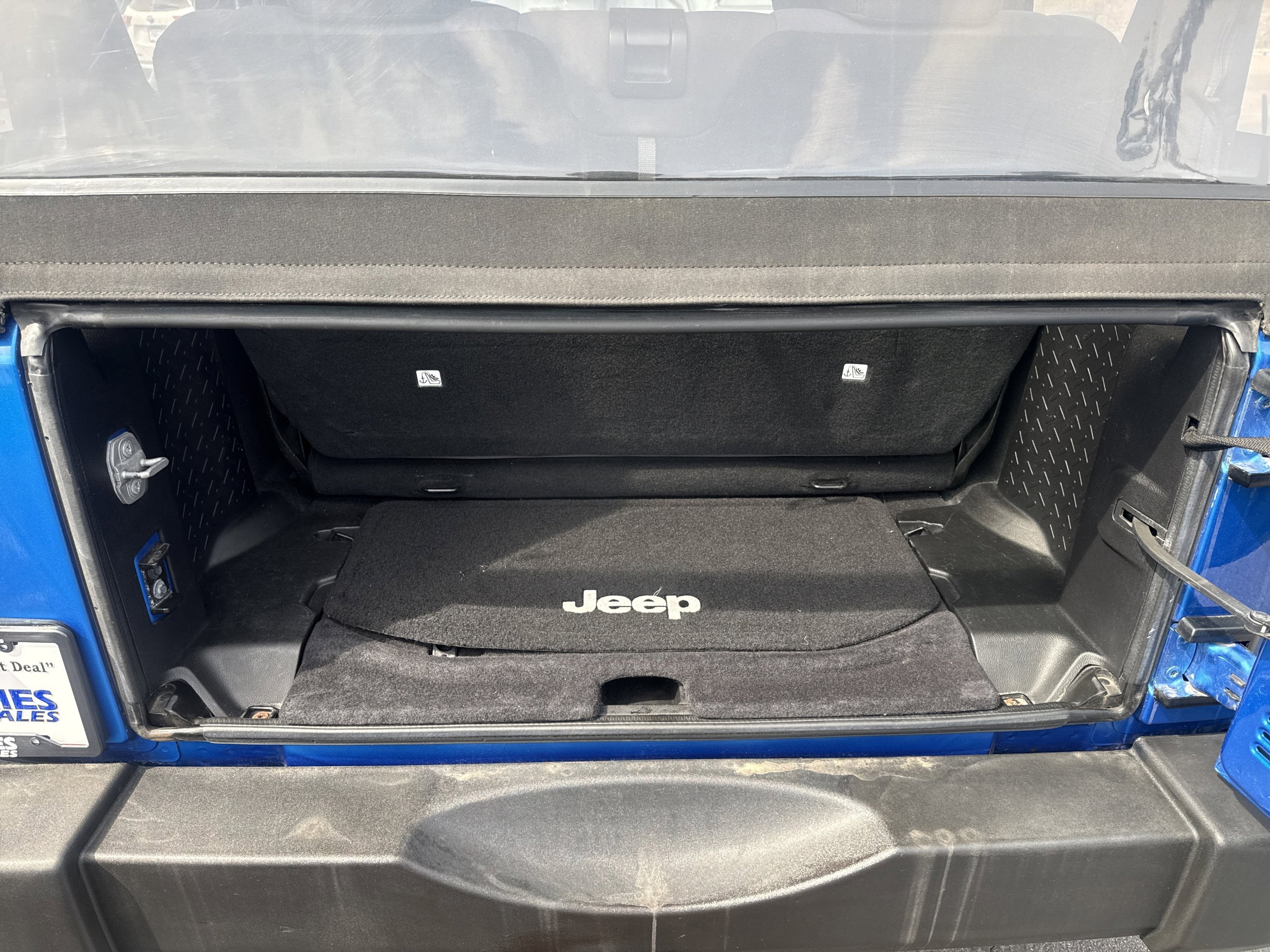 Used 2015 Jeep Wrangler Sport w/ Quick Order Package 23S AWD/4WD image 9