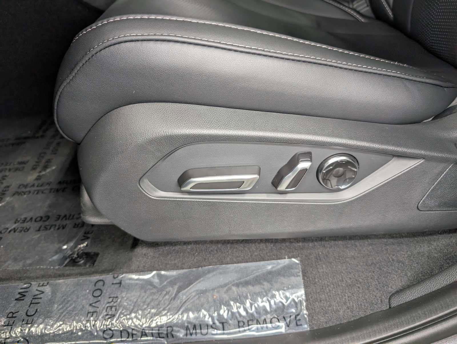 Used 2025 Acura MDX SH-AWD w/ Technology Package image 40