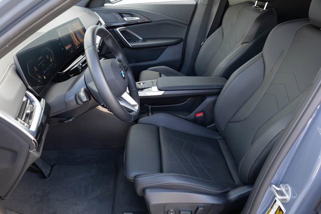 Certified 2025 BMW X2 xDrive28i image 14