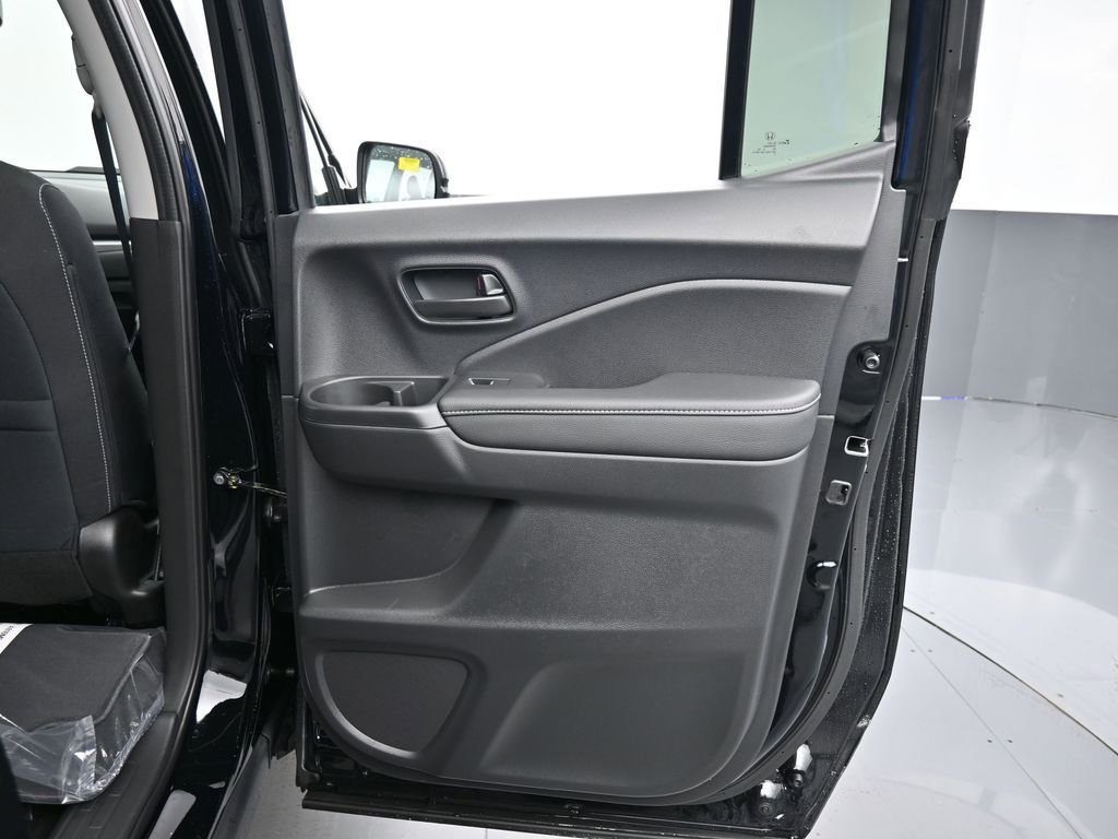 New 2026 Honda Ridgeline Sport image 38