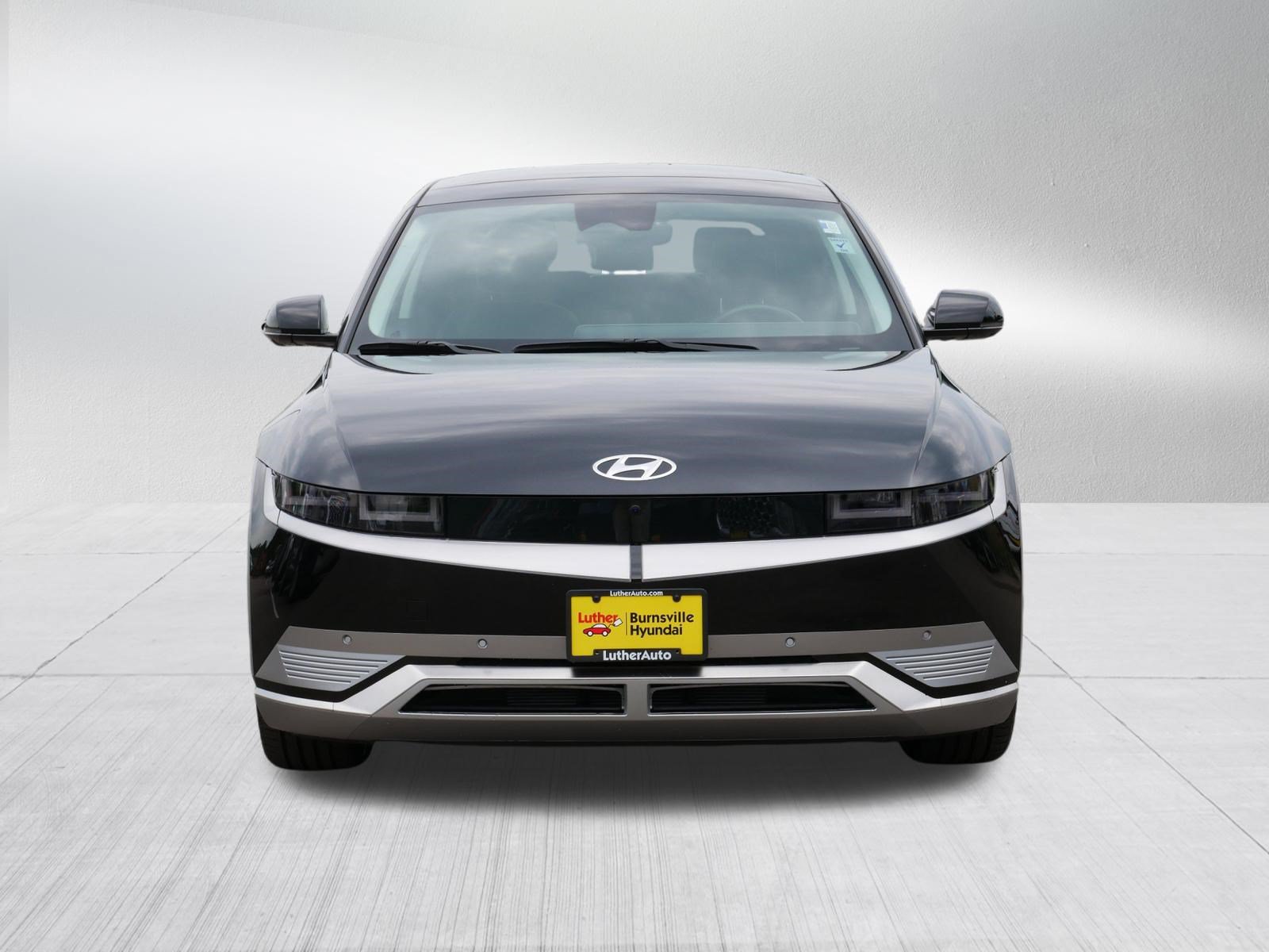 Certified 2023 Hyundai Ioniq 5 Limited AWD/4WD image 2
