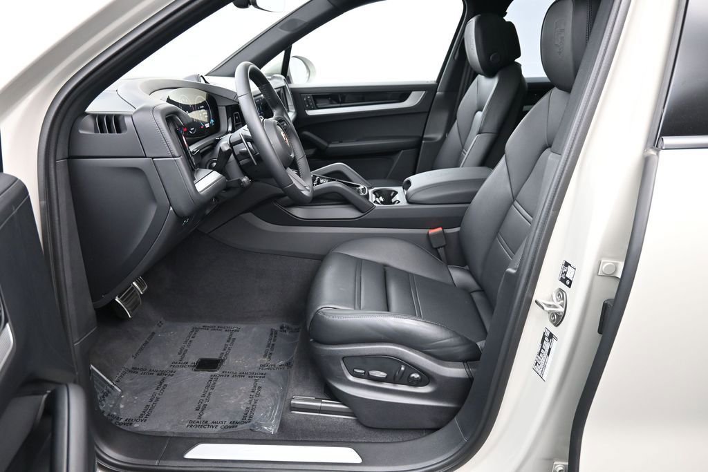 Certified 2026 Porsche Cayenne S AWD/4WD image 9