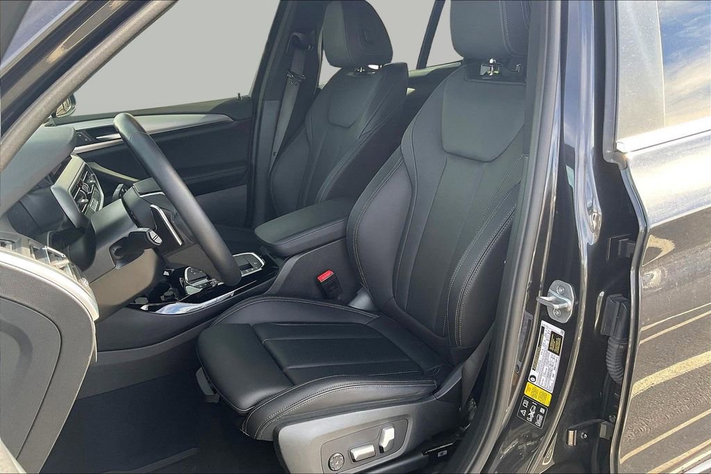 Used 2024 BMW X3 xDrive30i w/ Premium Package AWD/4WD image 21