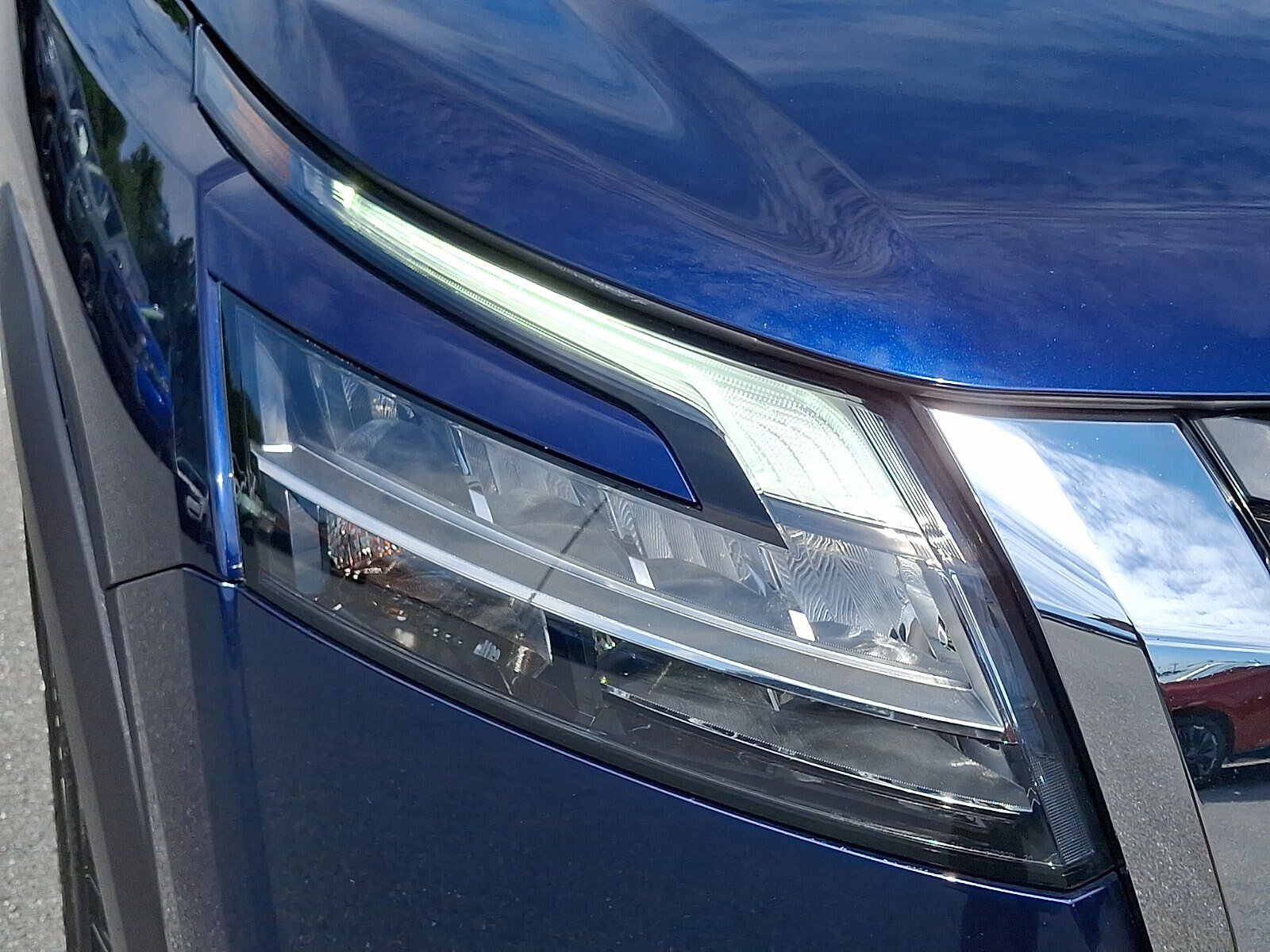 Certified 2023 Nissan Pathfinder SL AWD/4WD image 10
