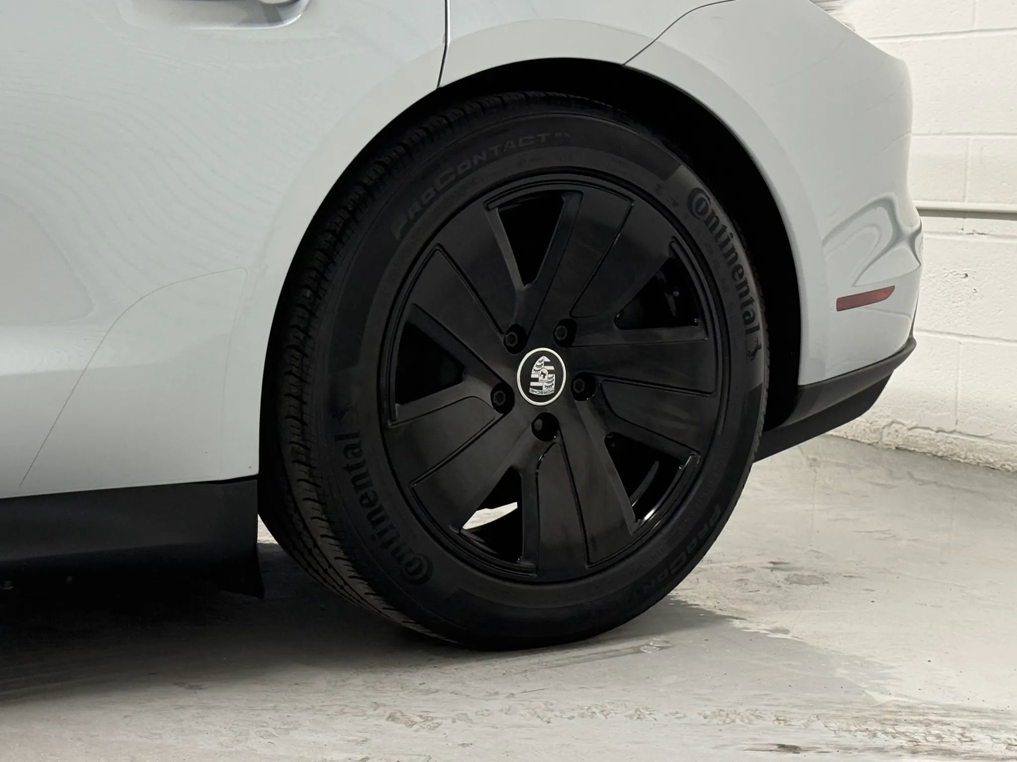 Used 2021 Porsche Taycan image 45