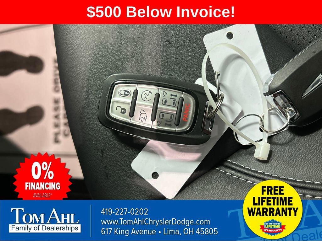 New 2026 Chrysler Pacifica Select image 20