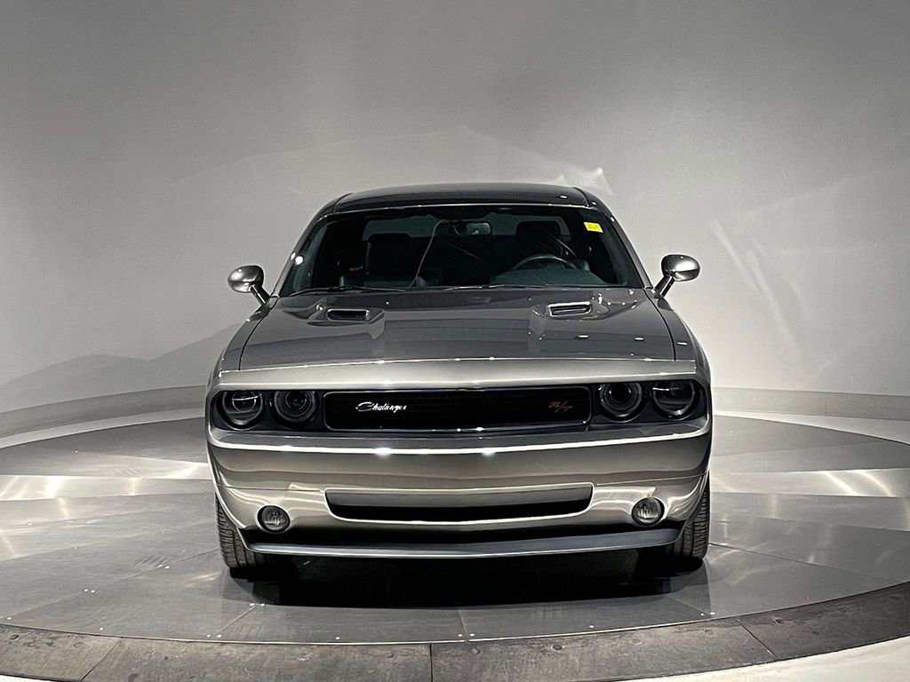 Used 2009 Dodge Challenger R/T RWD image 3