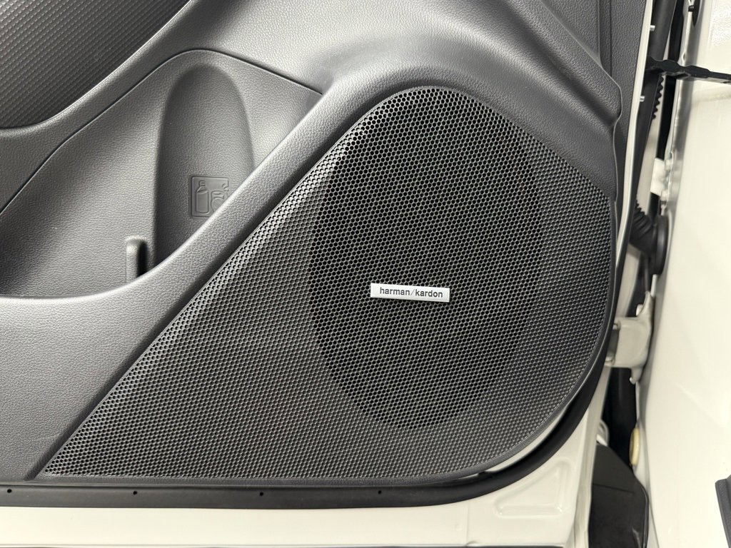 Used 2024 Subaru Forester Limited image 16