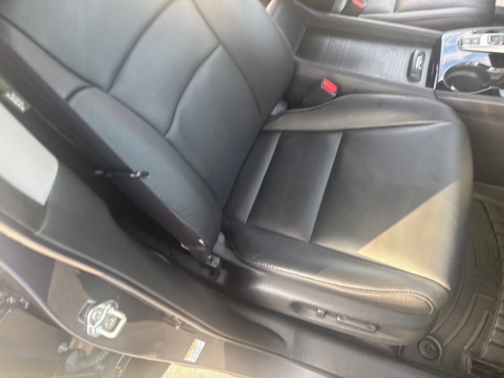 Used 2016 Honda Pilot Touring image 28