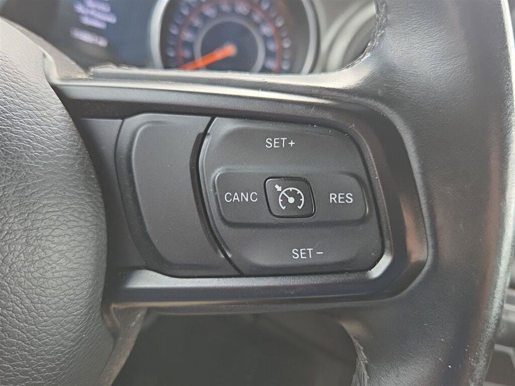Used 2018 Jeep Wrangler Unlimited Sport S AWD/4WD image 12