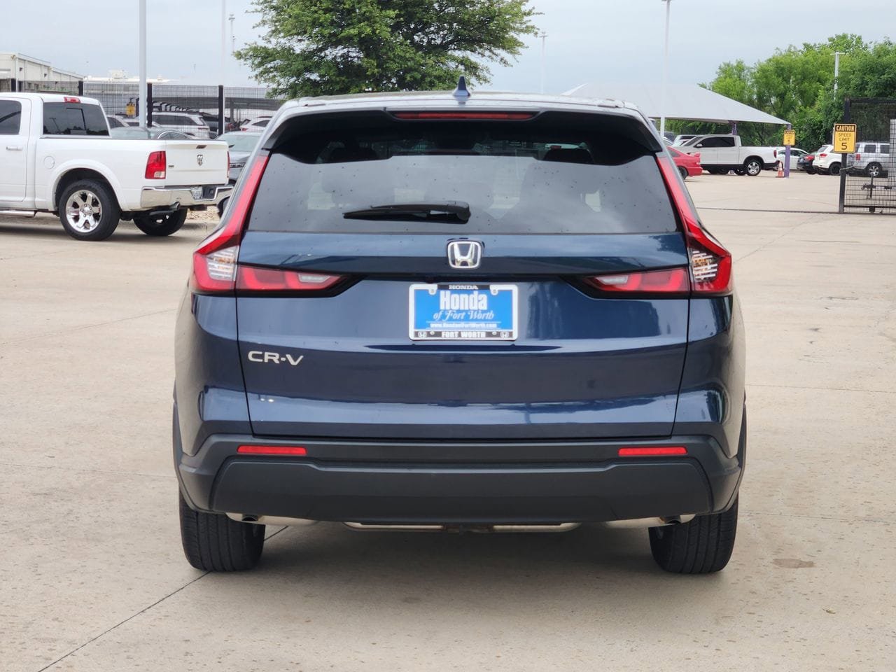Used 2025 Honda CR-V EX image 6