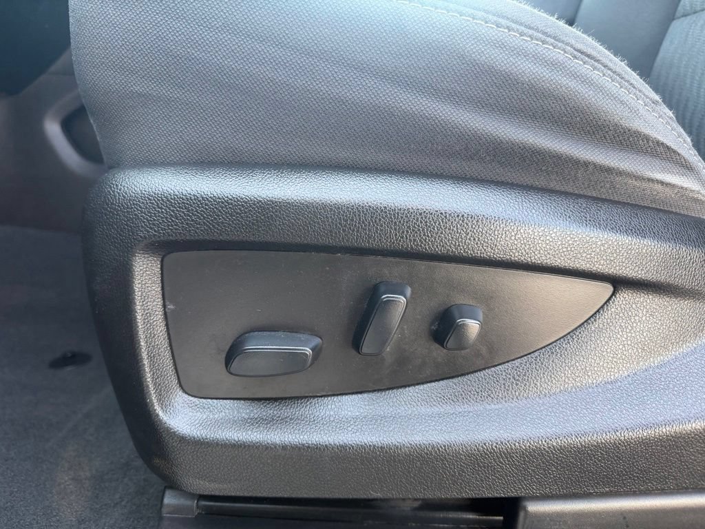 Used 2019 Chevrolet Tahoe LS AWD/4WD image 24