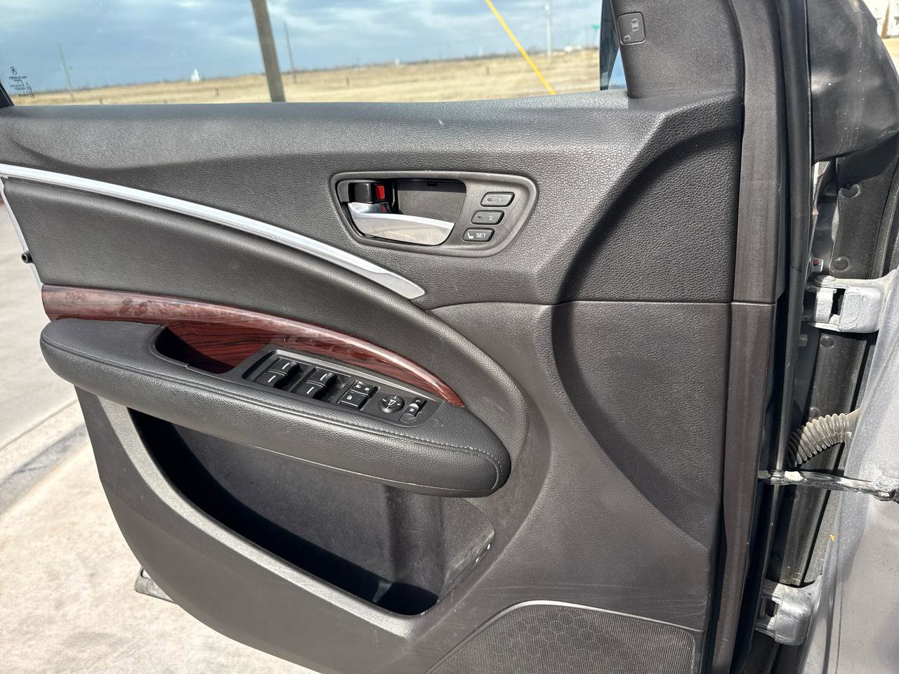 Used 2016 Acura MDX SH-AWD w/ Technology Package image 24