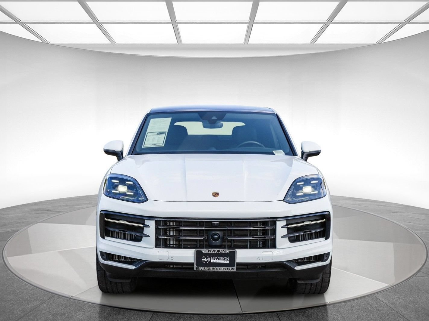 Used 2024 Porsche Cayenne Coupe AWD/4WD image 6