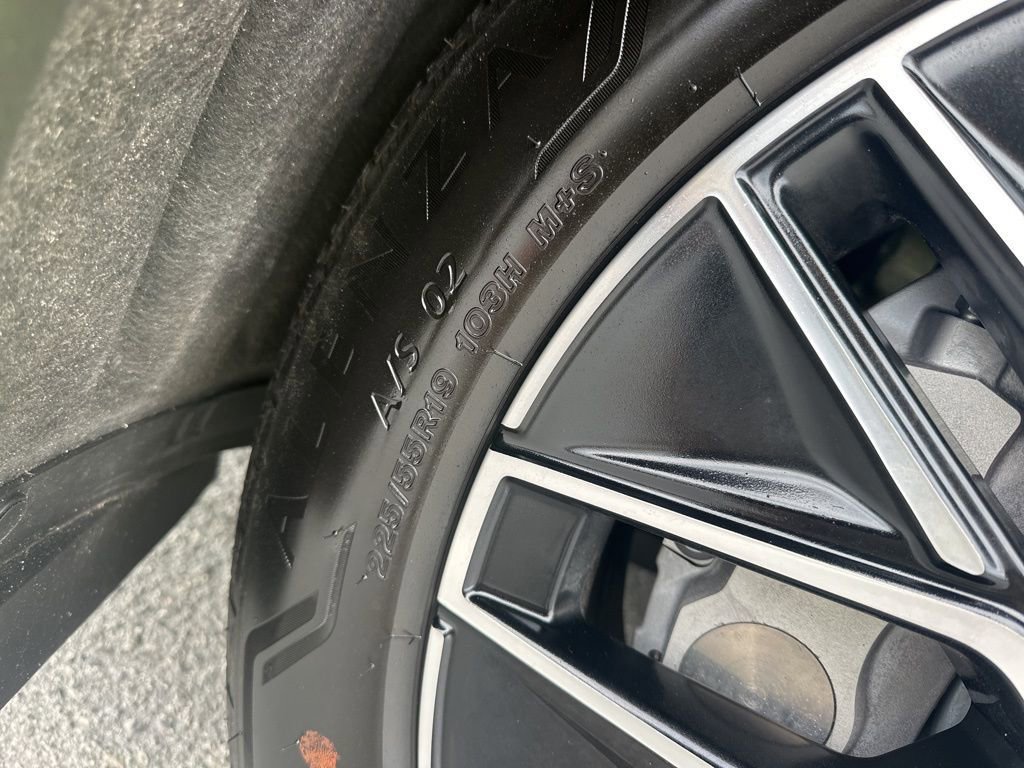 Used 2025 Ford Mustang Mach-E Premium image 32