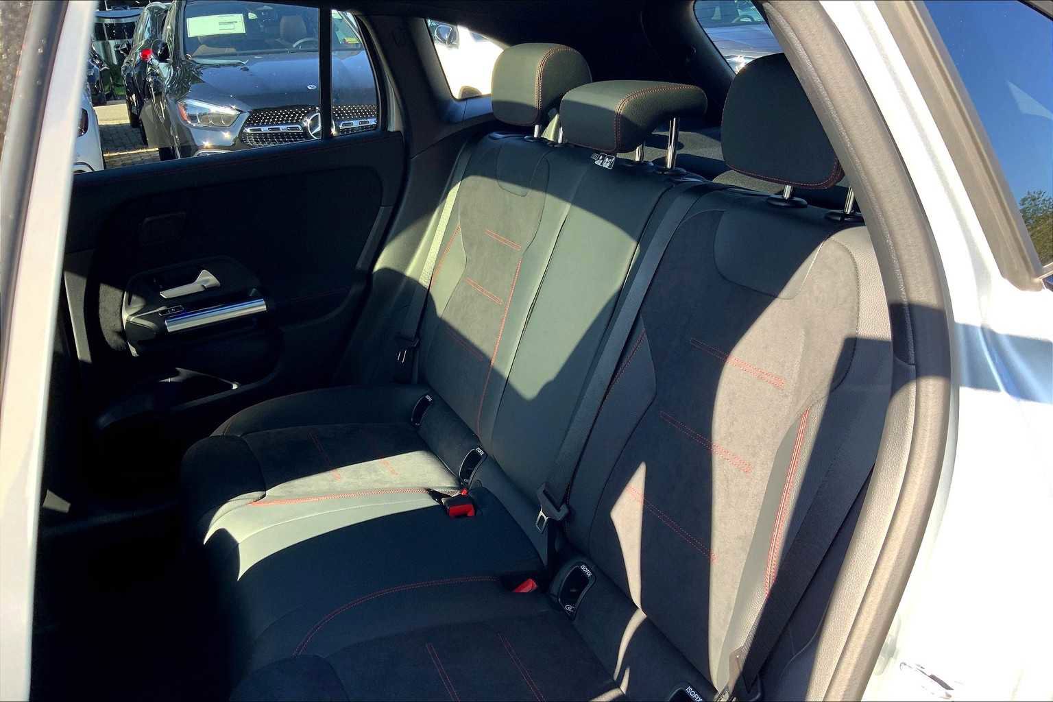 New 2026 Mercedes-Benz GLA 250 GLA 250 image 13