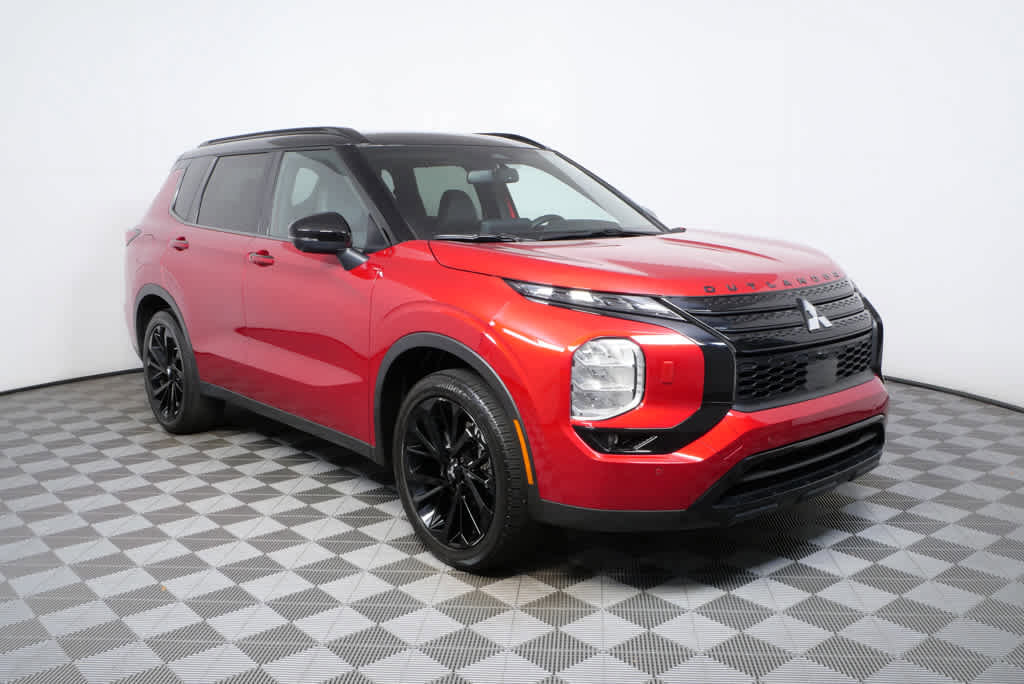 Used 2024 Mitsubishi Outlander SEL Black Edition