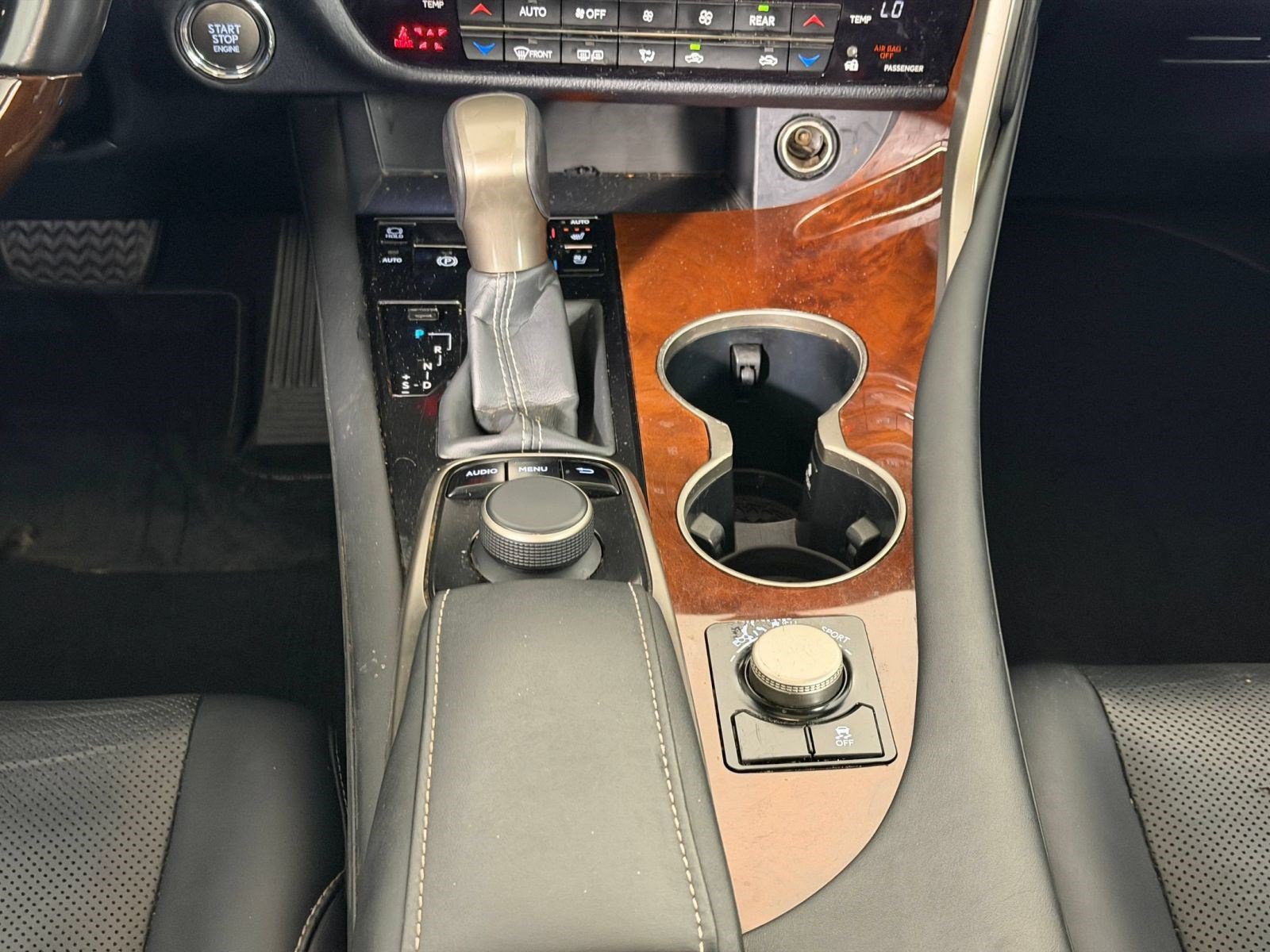 Used 2019 Lexus RX 350L FWD w/ Premium Package image 15